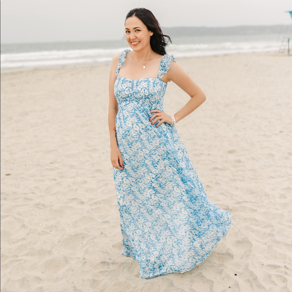 Aakaa for Vici Blue and White Floral Maxi Dress